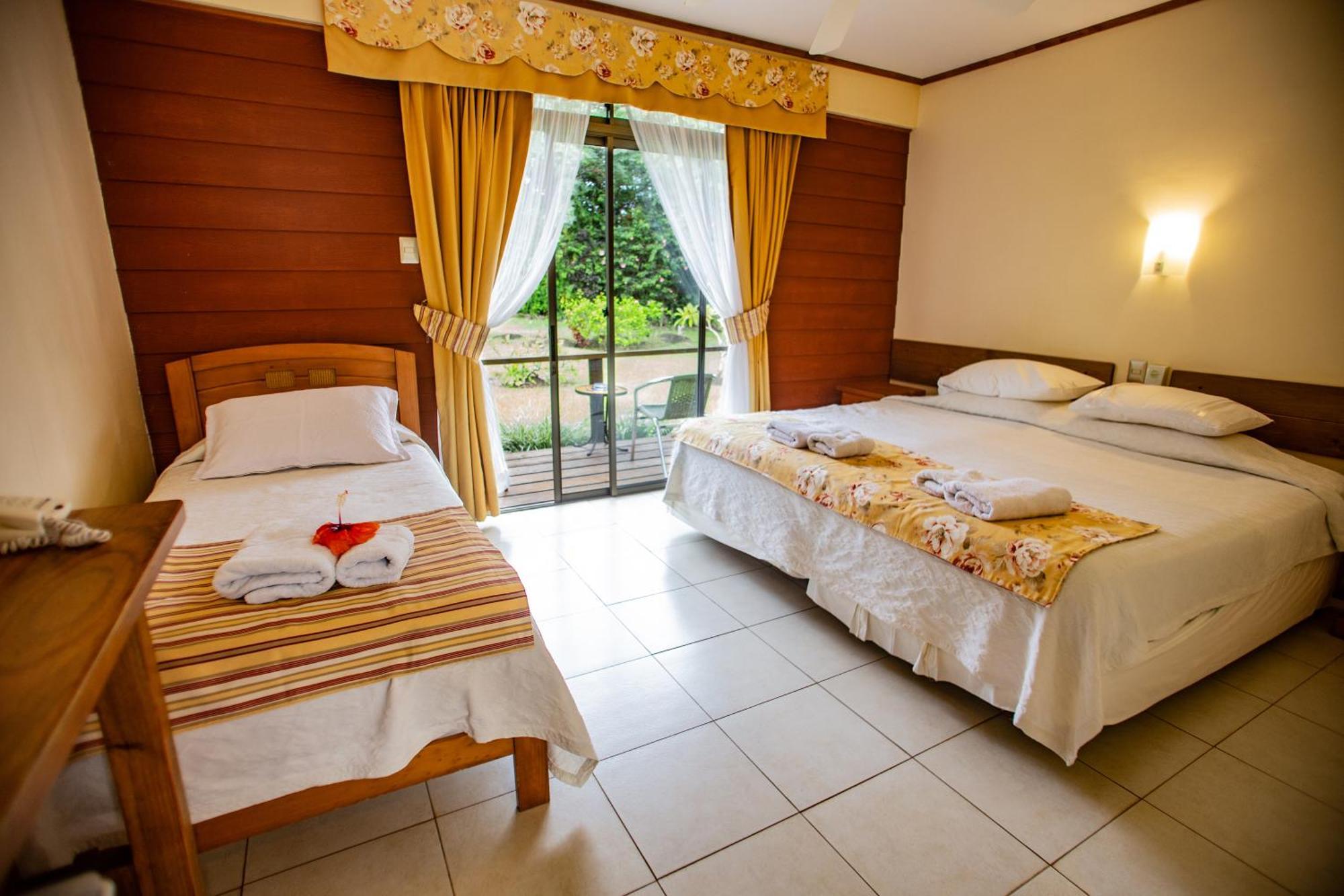Hostal Uruhao Ханга-Роа Экстерьер фото